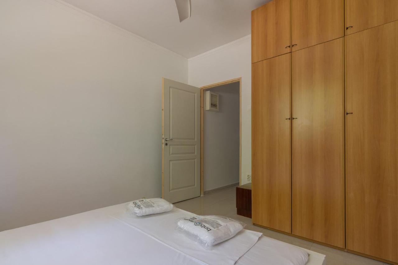 Comfy Apartment Close To Floisvos Beach Athen Exterior foto